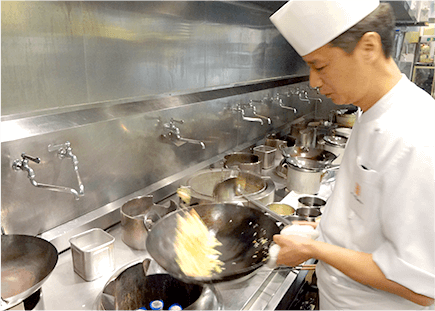 礼華 / 新山 総料理長