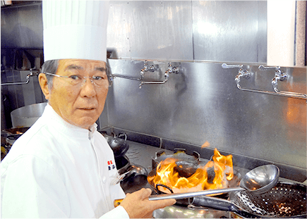 新橋亭 / 田中 総料理長