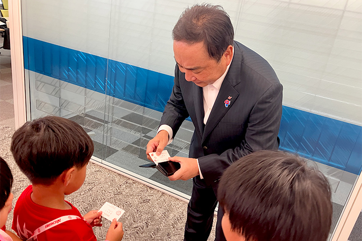 竹永社長との名刺交換