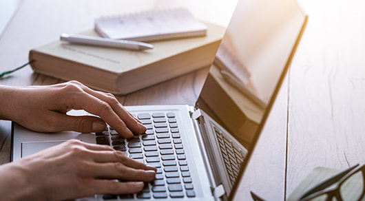 階層別・部門別プログラム