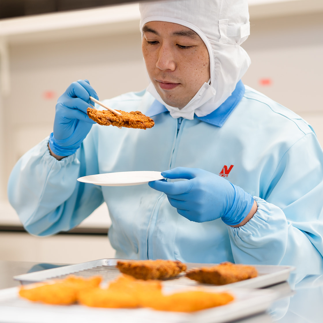 商品開発部 第三ユニット 海外チキングループ　谷川 新悟