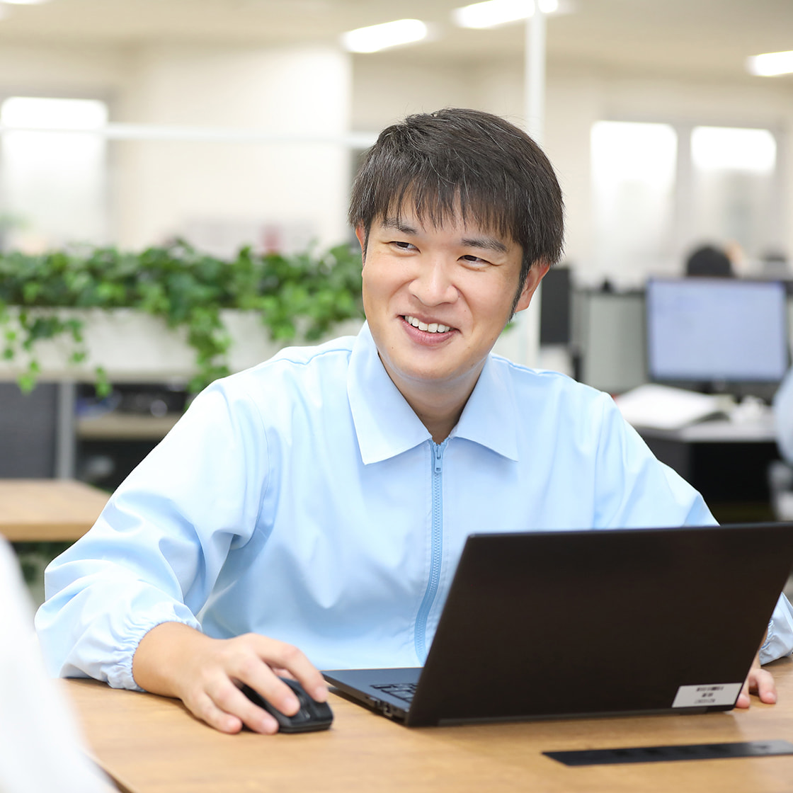 品質保証部 品質情報センター　富成 啓太