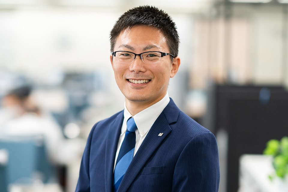 管理部 業績管理グループ　錢亀 達彦