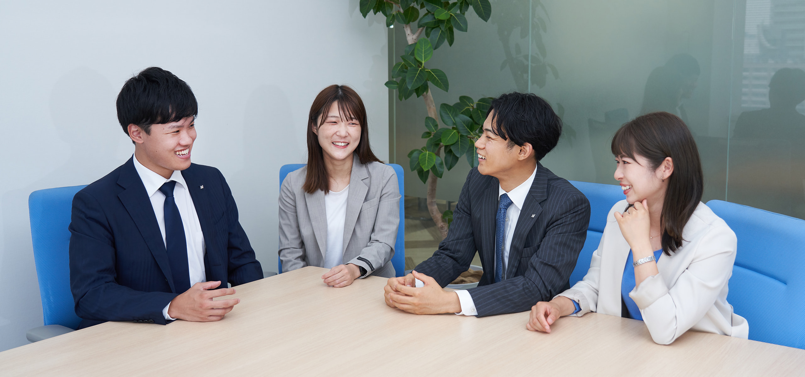 若手社員座談会